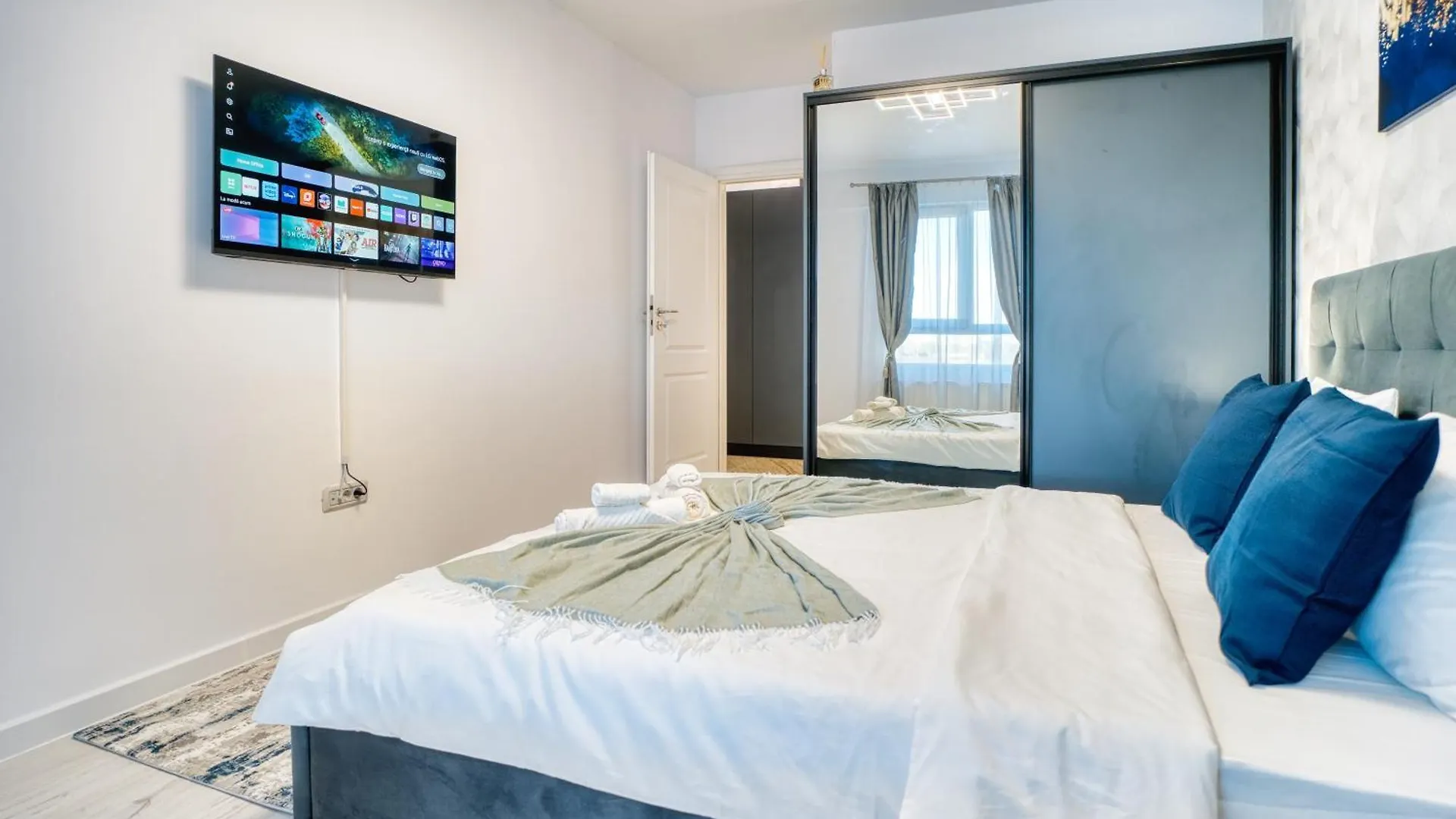 Apartment Stylish Hideaway Near City Center Bucharest