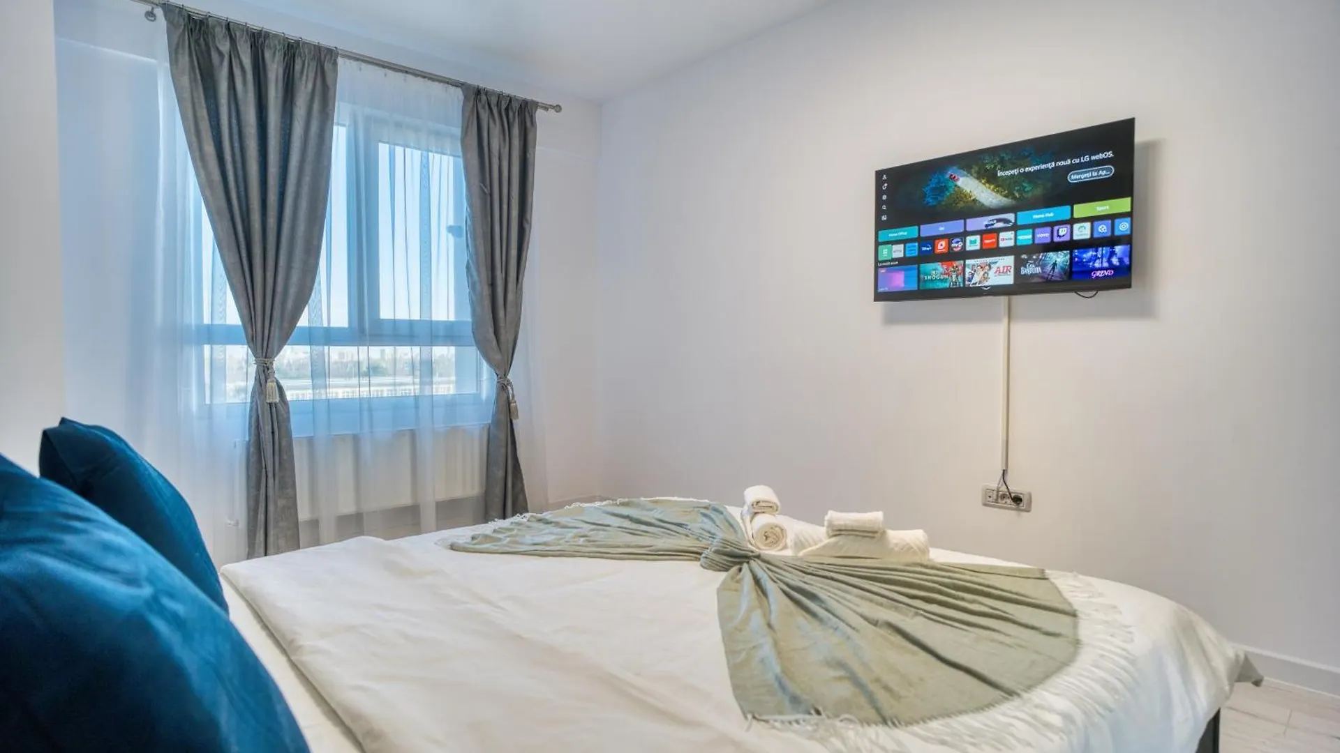 Apartment Stylish Hideaway Near City Center Bucharest Romania