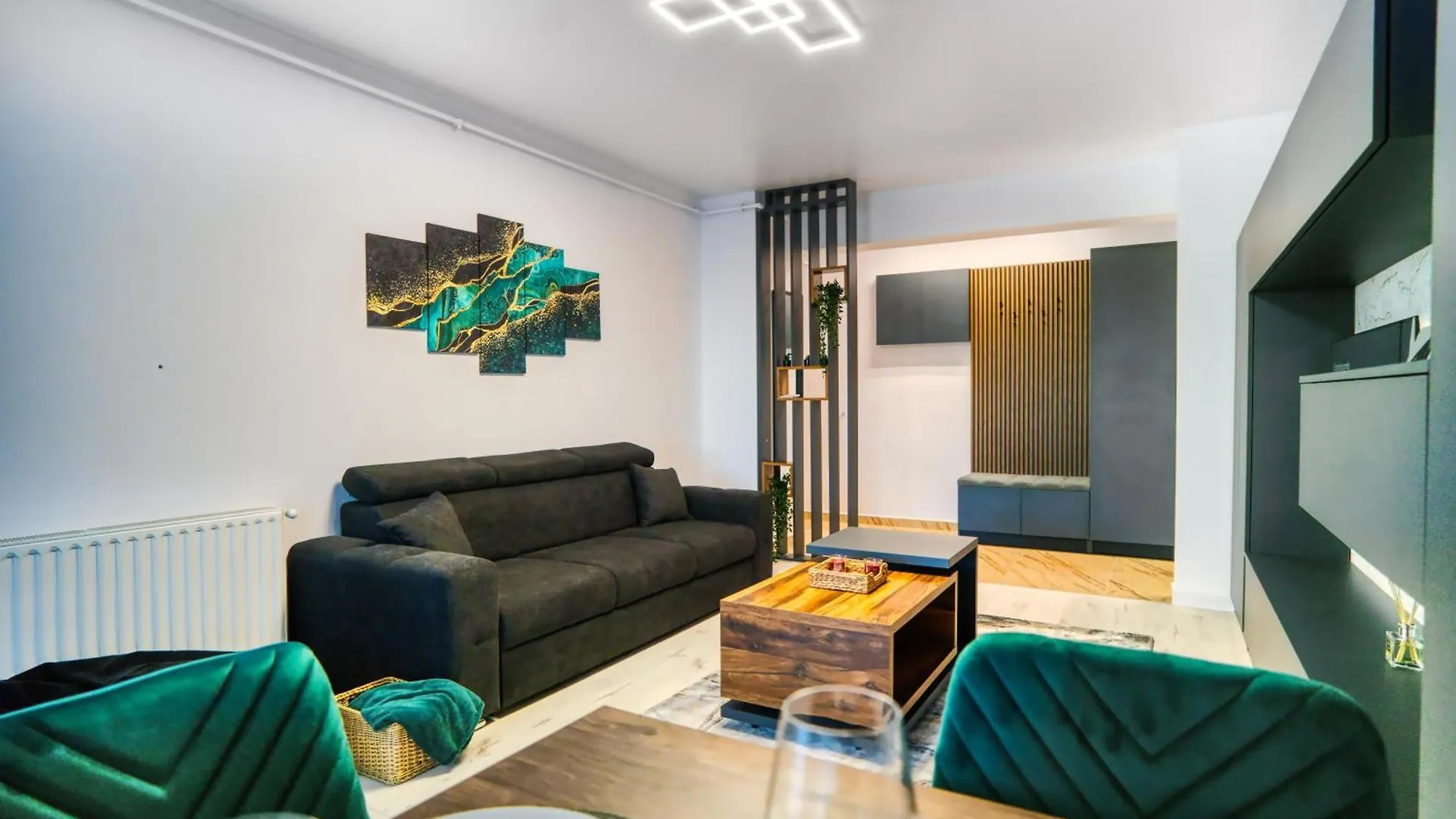 Stylish Hideaway Near City Center Bucharest